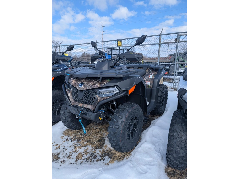 2026 Cfmoto Cforce 600 alt