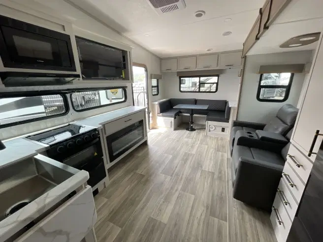 2026 Astoria 250rd alt