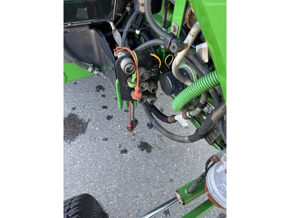 John Deere 4066r 2022 alt