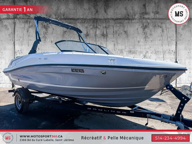 BAYLINER VR5 OPEN DECK 20.5 PIED 250 HP TOUR WAKE + SIMRAD ! 2021
