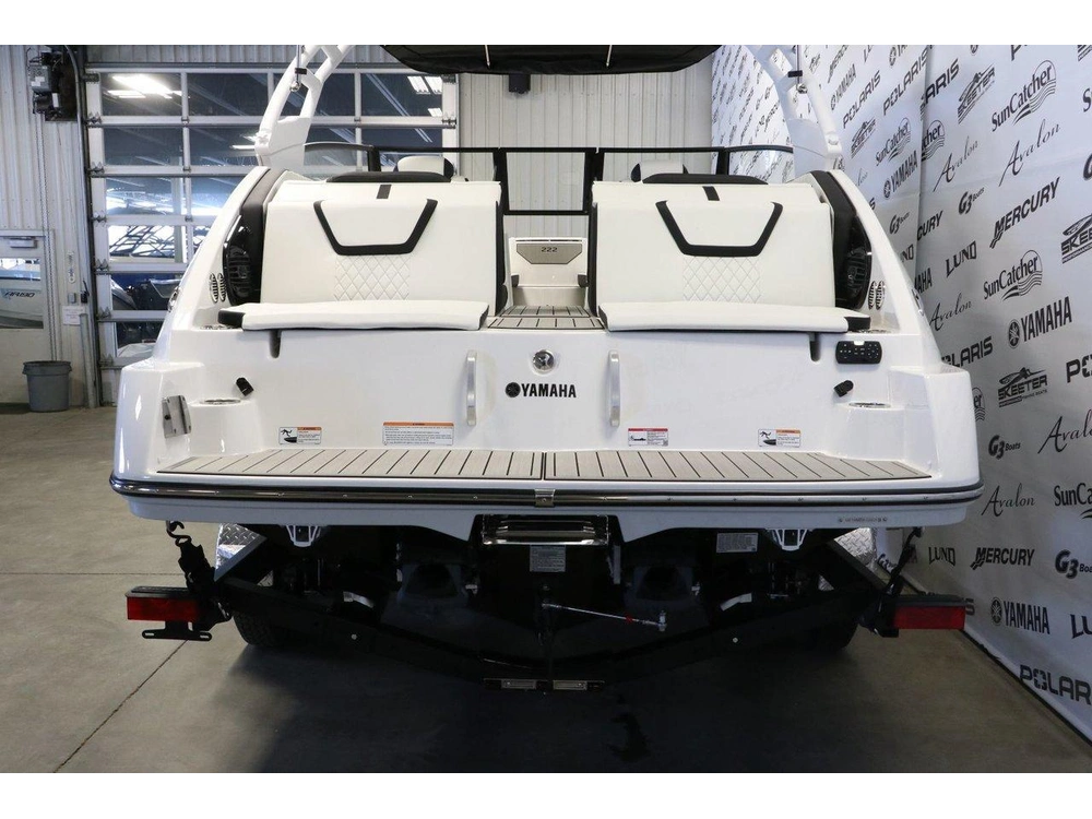 2026 Yamaha 222sd alt