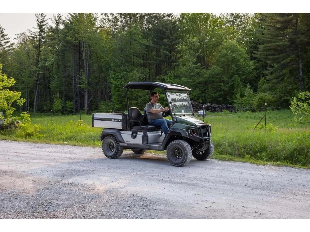 2025 Yamaha Umax Rally Glacier $17749 Includes Freight And Pdi - 0% Financing Available!! alt