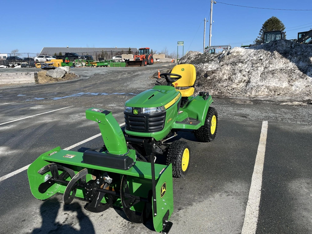 2021 John Deere X739 alt