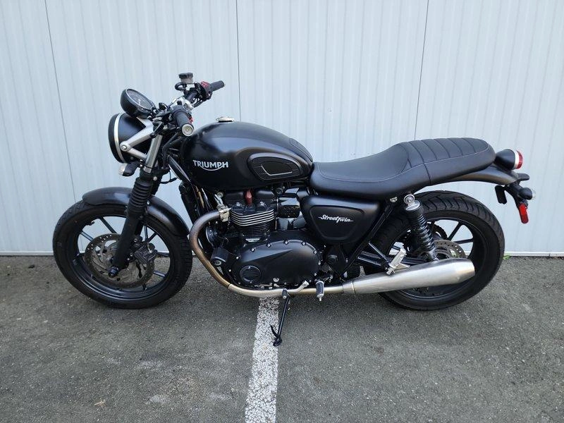 2016 Triumph Street Twin alt