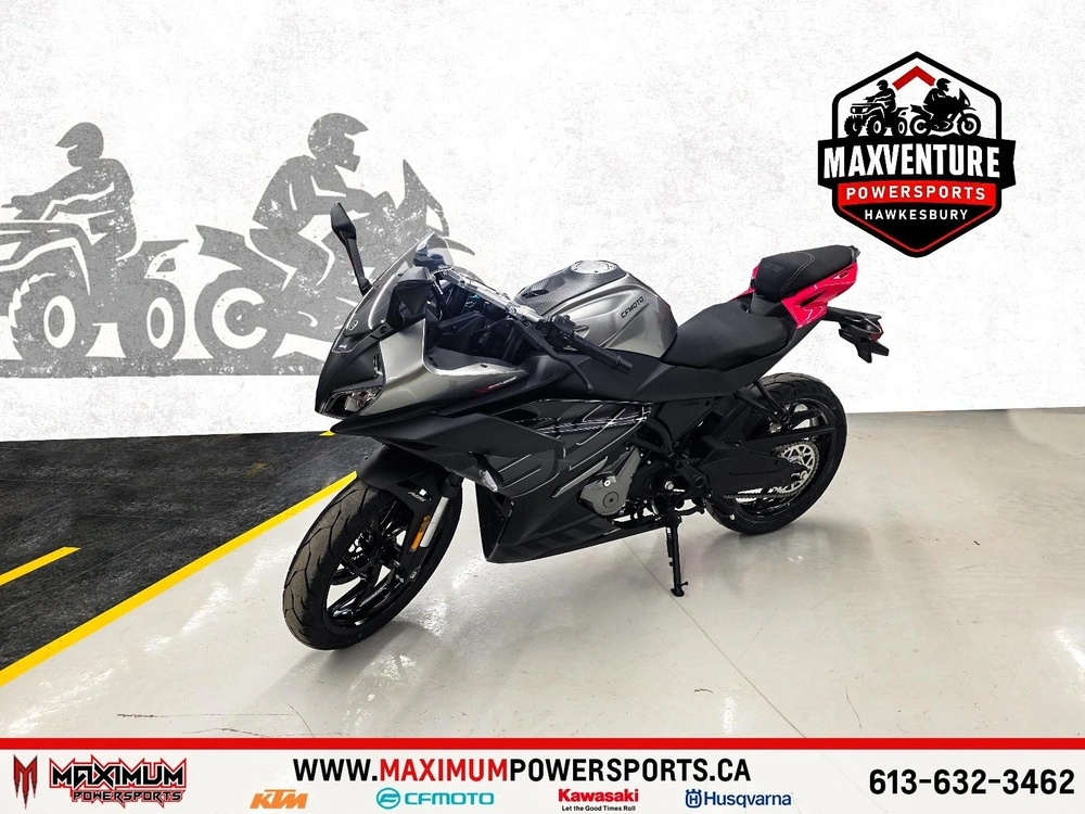 2026 Cfmoto 300 Ss alt