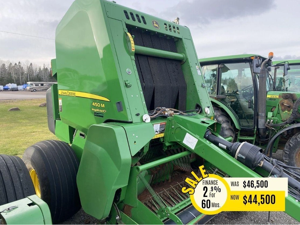 2021 John Deere 450m alt