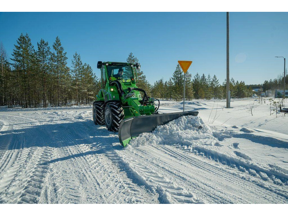 2022 Avant Adjustable Dozer/snow/material Blade alt