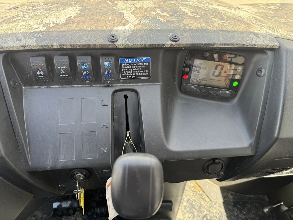 2026 Kawasaki Mule™ Pro-mx™ Eps Camo Se alt