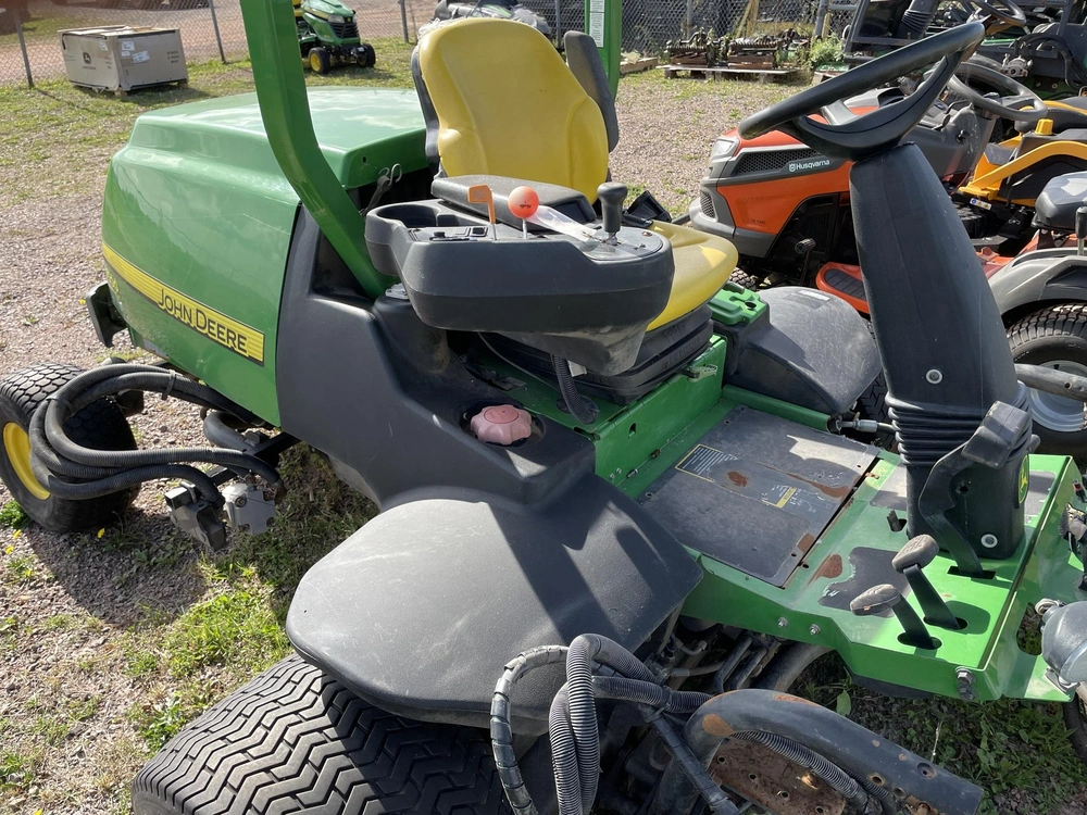 2009 John Deere 7500 alt