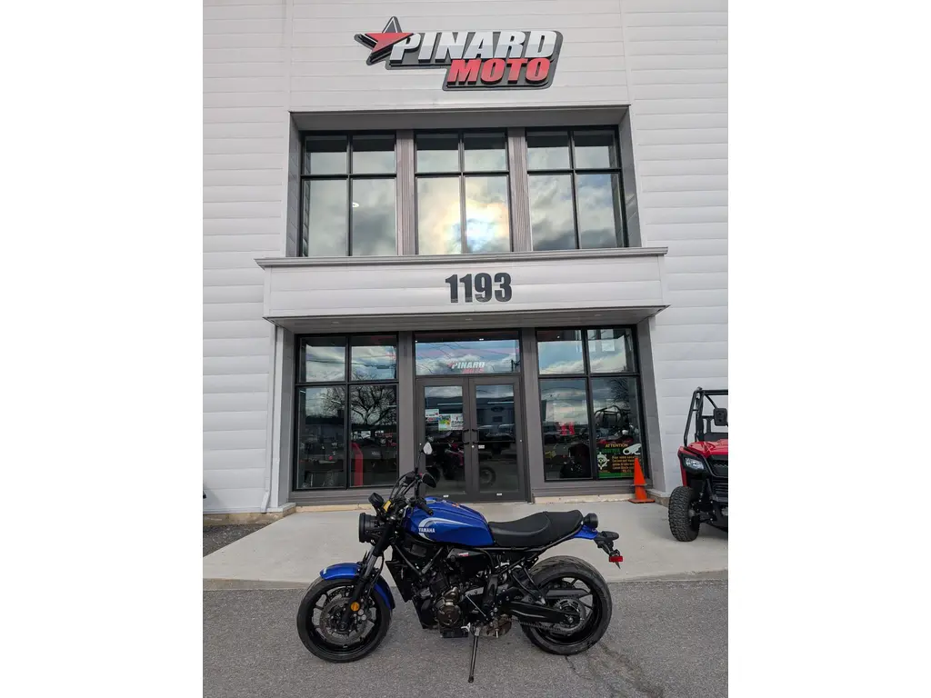 Yamaha XSR 700 2024