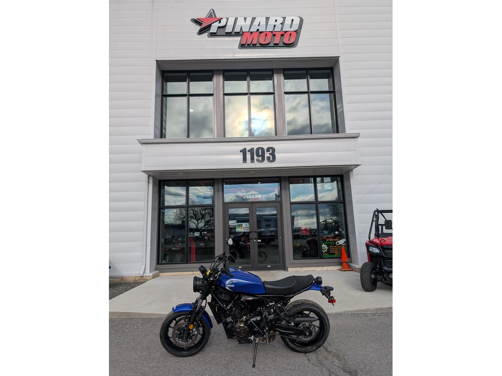 Yamaha Xsr 700 2024 alt