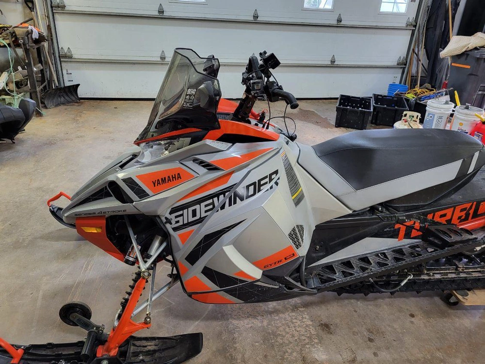 Yamaha Side Winder Xtx 2021 alt