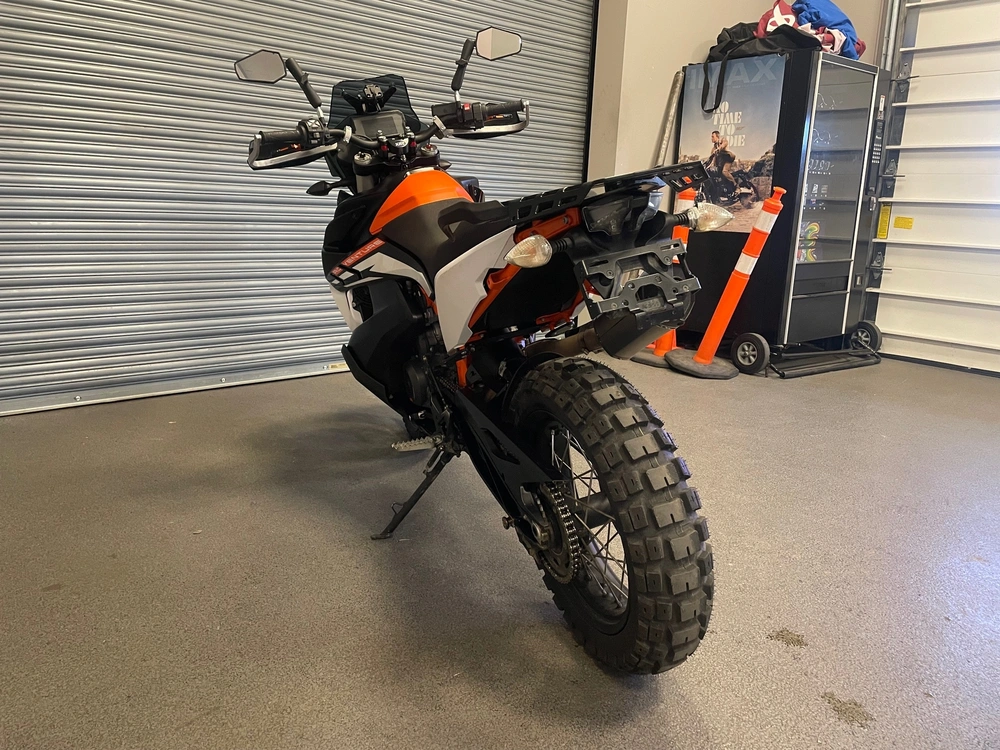 2021 Ktm Adventure 890 R alt