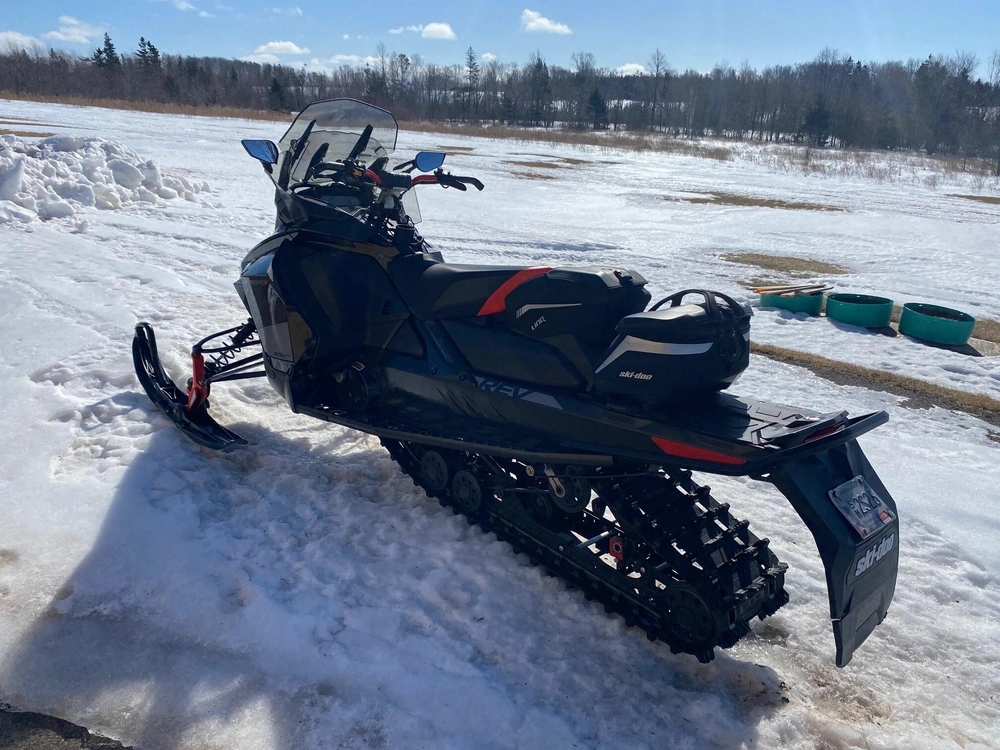 2020 Ski-doo Renegade X 850 E-tec alt