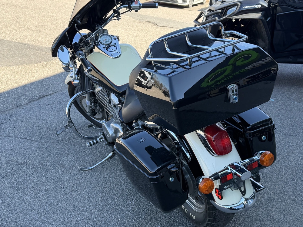 2001 Honda Shadow Aero alt