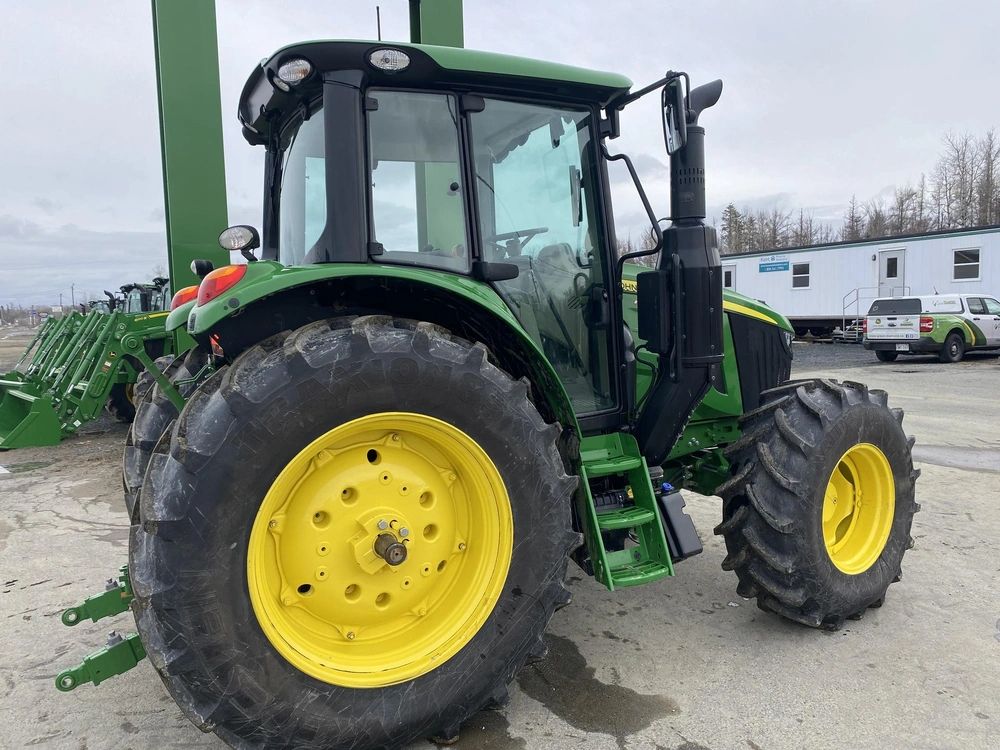 2024 John Deere 6120m alt