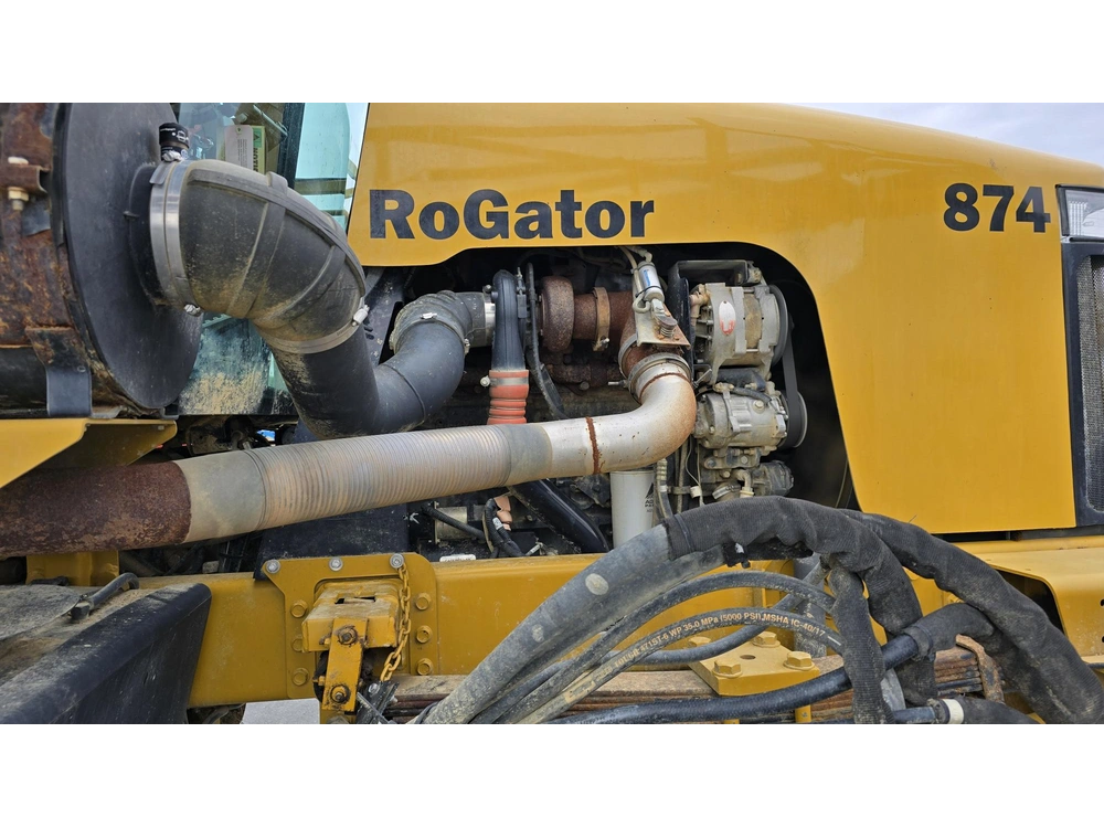 Rogator 874 2006 alt