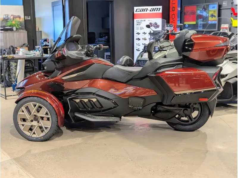 2026 Can-Am Spyder RT Sea-To-Sky - Mars Red Metallic