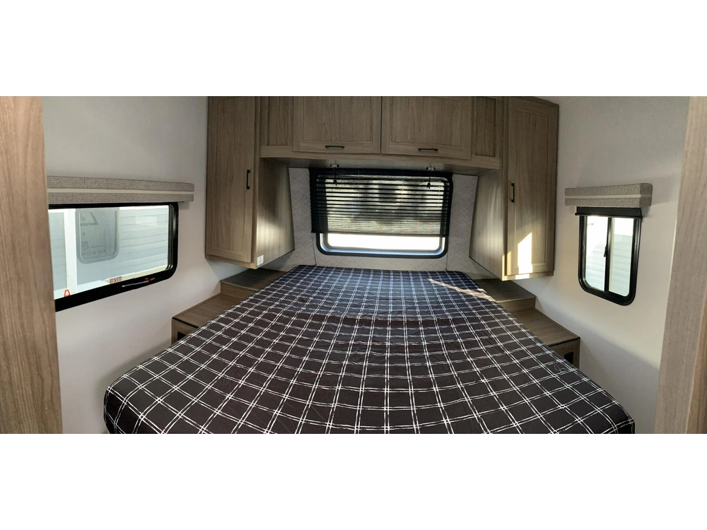 Coachmen Freedom Express 245rks 2026 alt