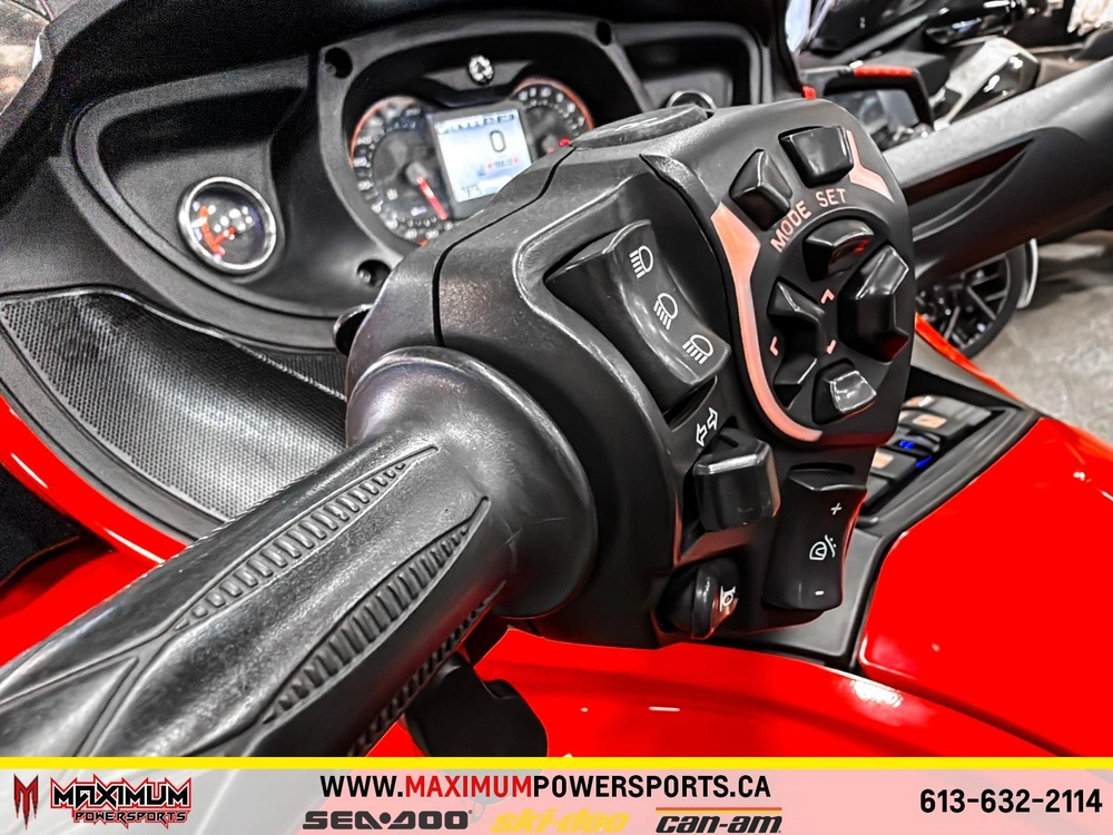 2013 Can-am Spyder Rt-s alt