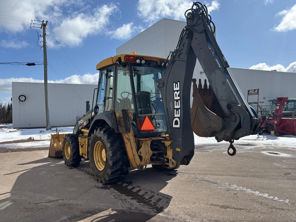 John Deere 310j 2009 alt