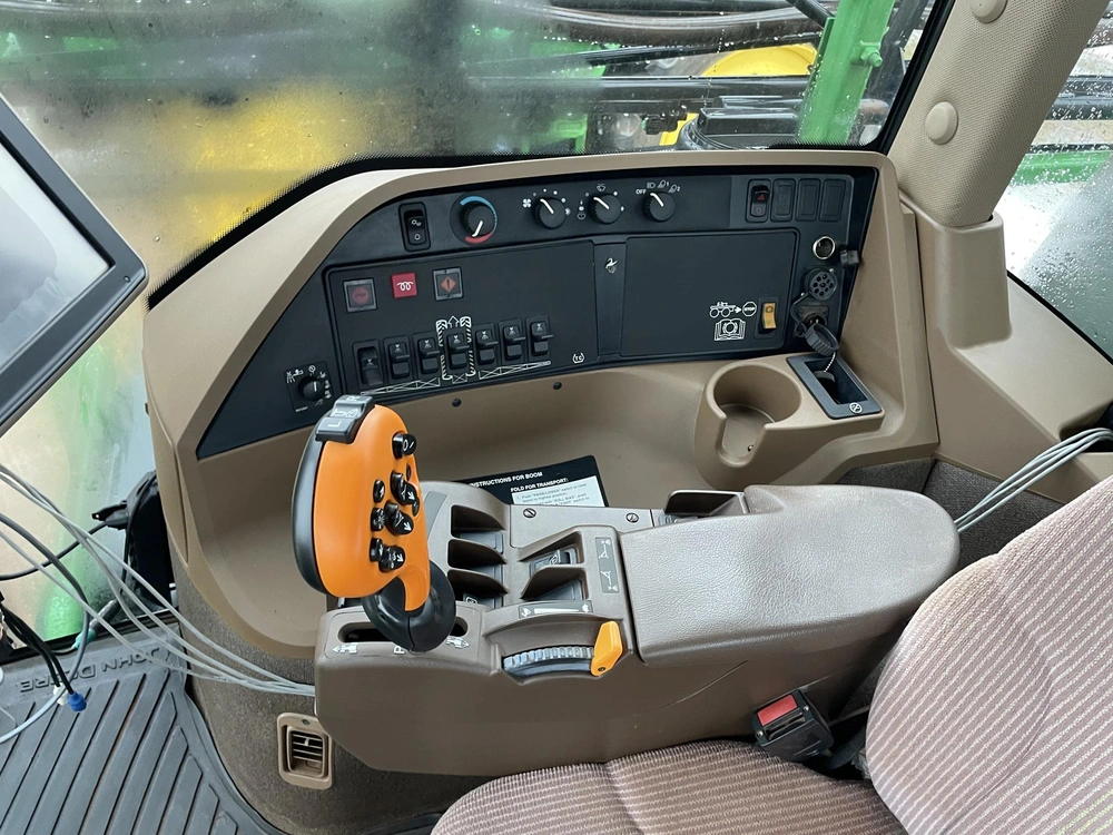 2013 John Deere 4830 alt