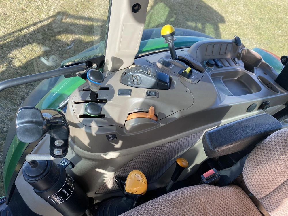 John Deere 5115m 2014 alt