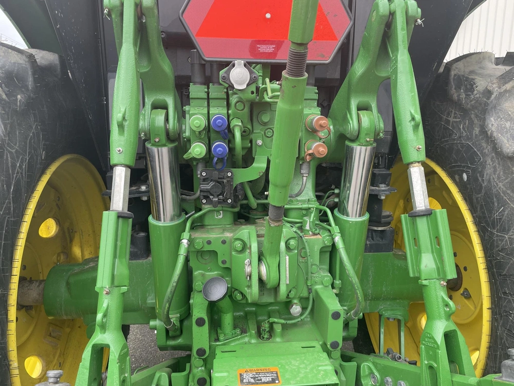 John Deere 6155m 2024 alt