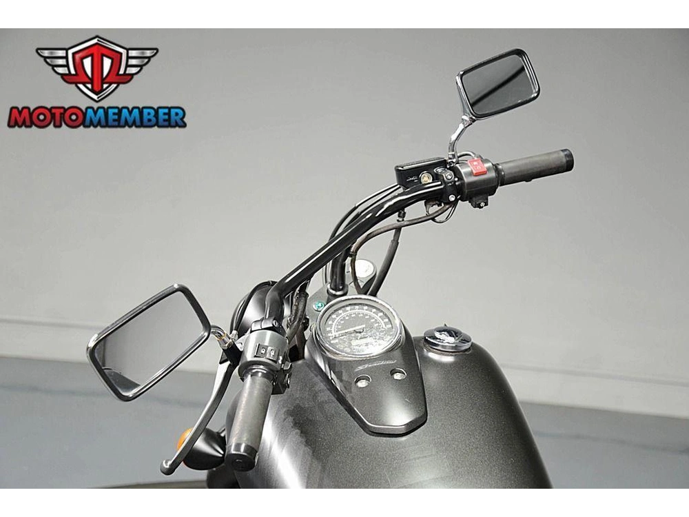 2022 Honda Shadow Phantom alt