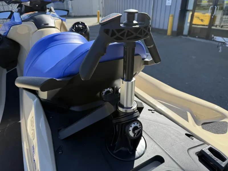 2026 Sea-Doo WAKE 170 (Sound system) thumbnail 13