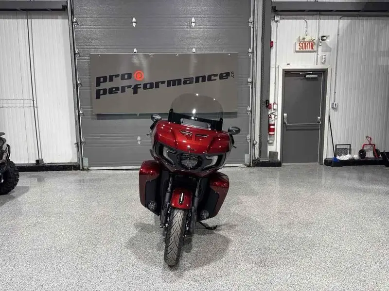 2026 Indian Motorcycle Pursuit Dark Horse + 112 Package