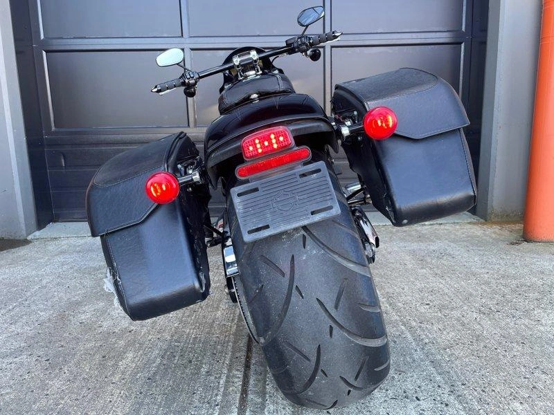 2019 Harley-davidson Fxbrs - Softail Breakout® alt