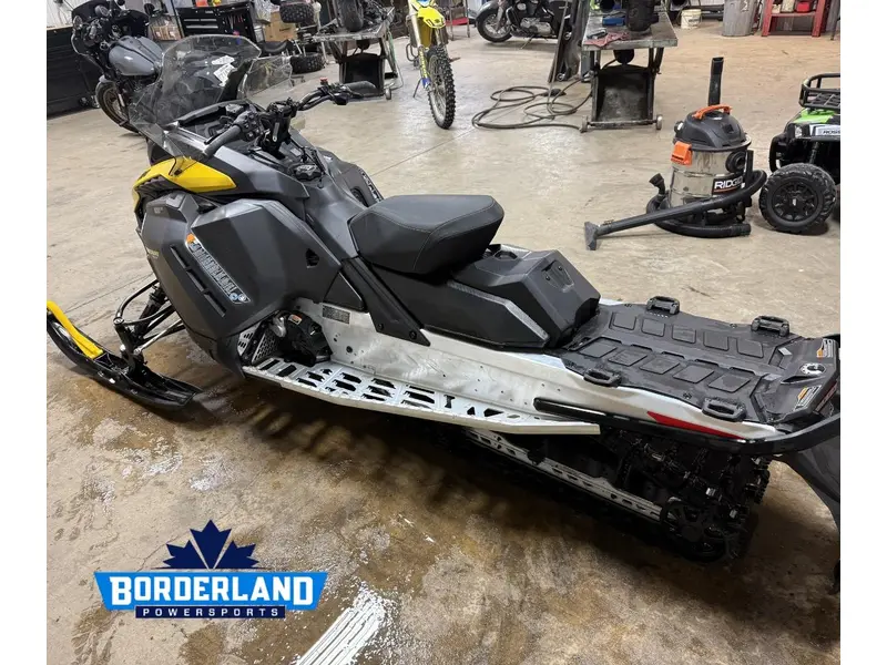 Ski-Doo Renegade® Sport 600 ACE 137 1.25 2026
