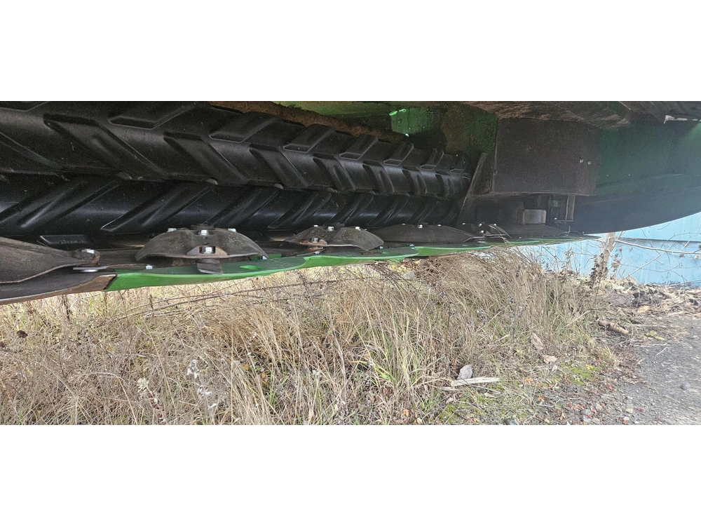 2015 John Deere 956 alt