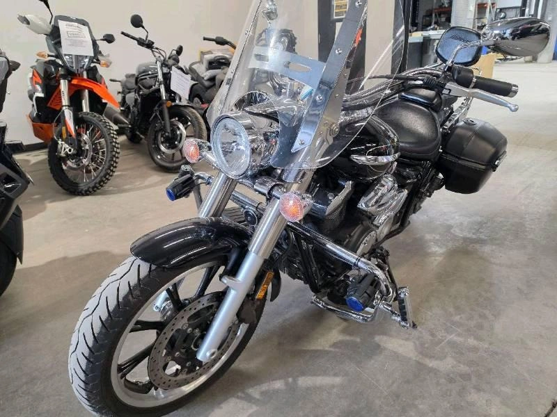 2016 Yamaha V Star 950 Tourer alt