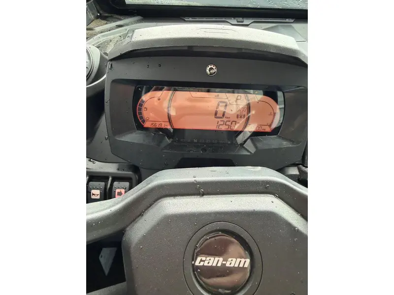 Can-Am DEFENDER LIMITED HD10 2023