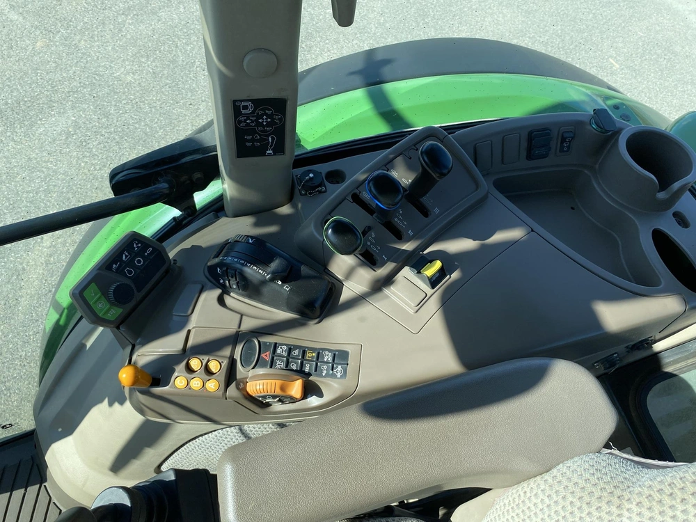 2019 John Deere 5115r alt