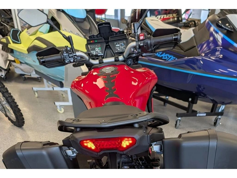 2022 Yamaha 9 Gt alt