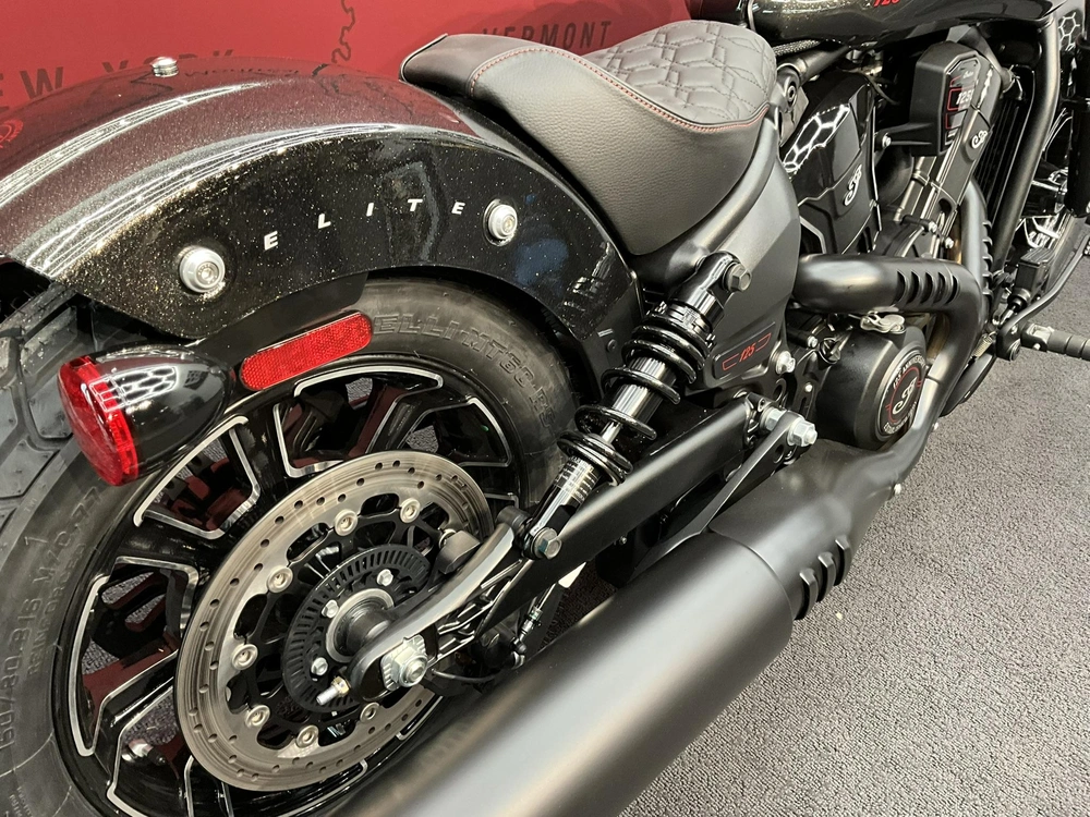 Indian Motorcycle Scout Bobber Edition 125e Anniversaire 2026 alt