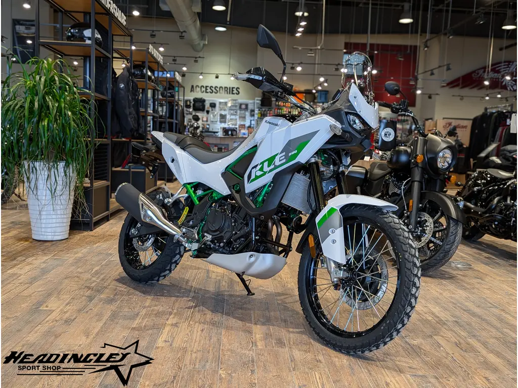2026 Kawasaki KLE500 SE // Pearl Blizzard White 