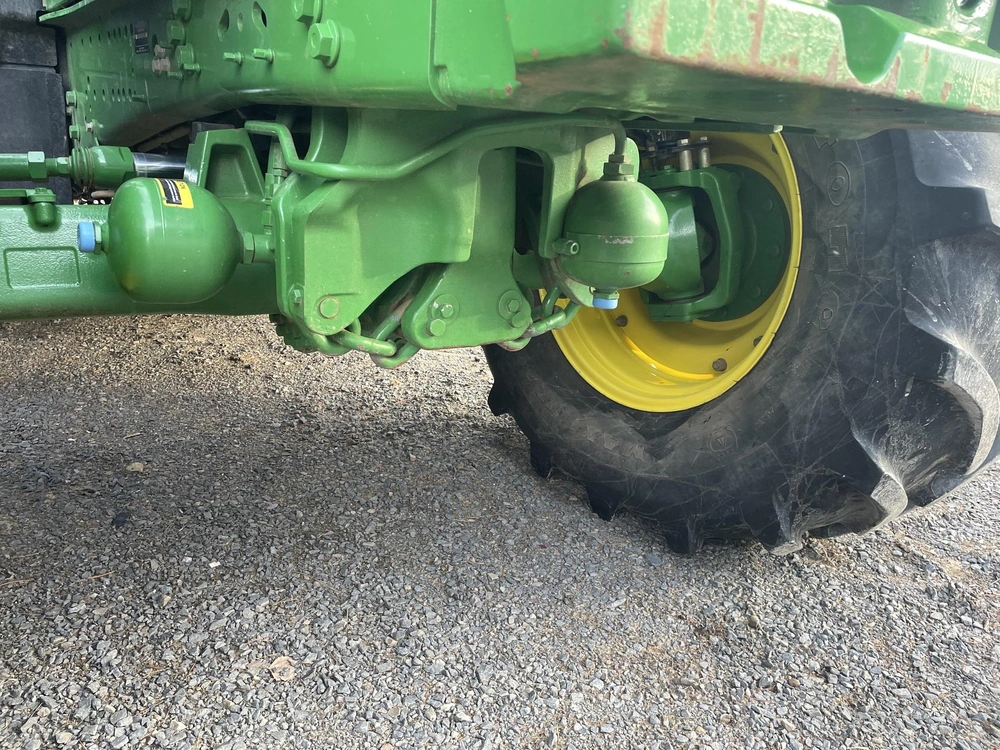 2020 John Deere 6175m alt