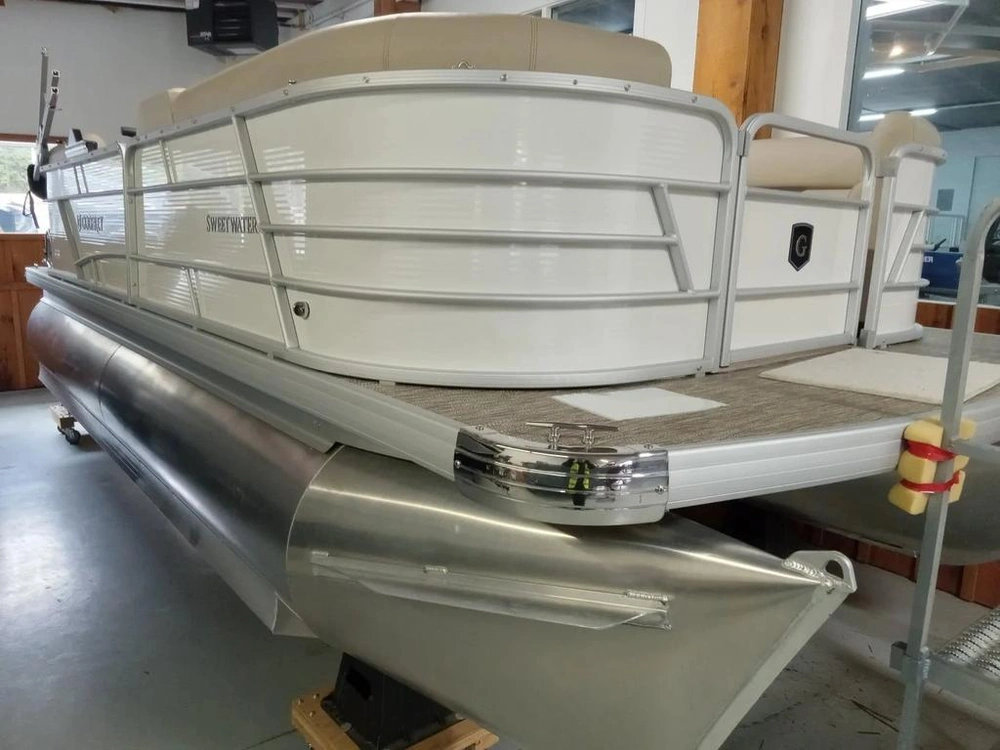 2023 Godfrey Marine 2086 Split Bench alt