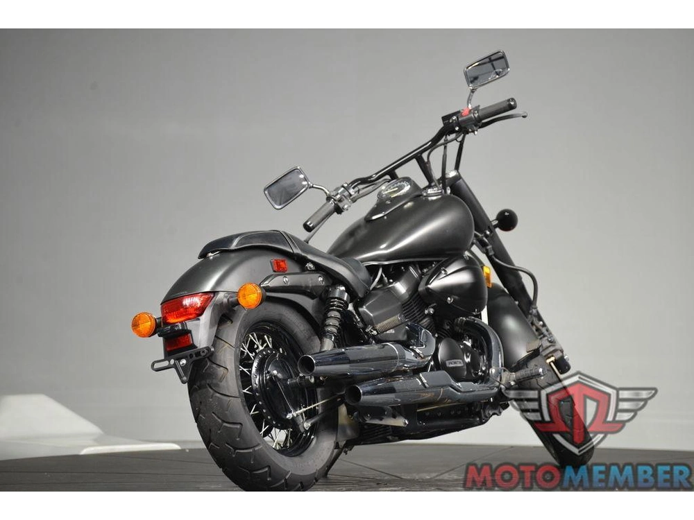 2022 Honda Shadow Phantom alt