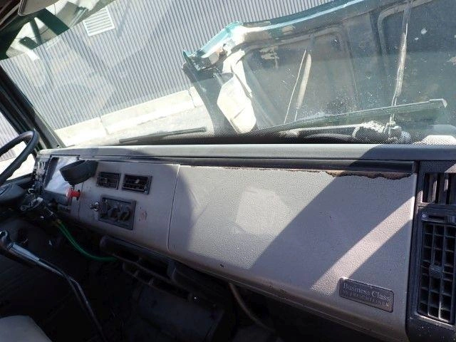 Freightliner Fl80 2003