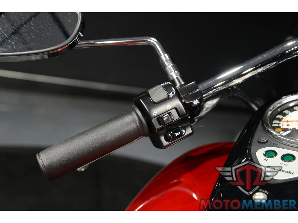 2025 Kawasaki Vulcan® 900 Custom alt