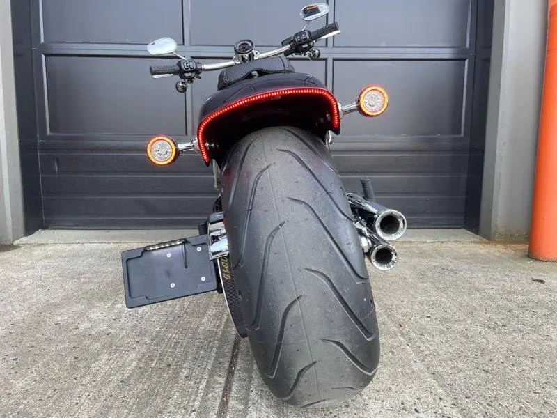 2026 Harley-Davidson FXBR - Breakout® thumbnail 19