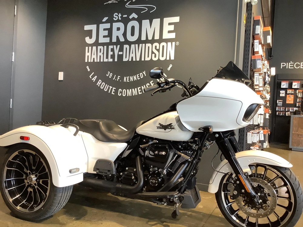 2025 Harley-davidson Road 3 Fltrt alt