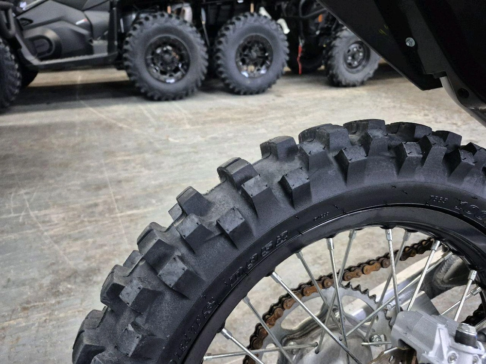 Kawasaki Klx230r Gris 2025 alt