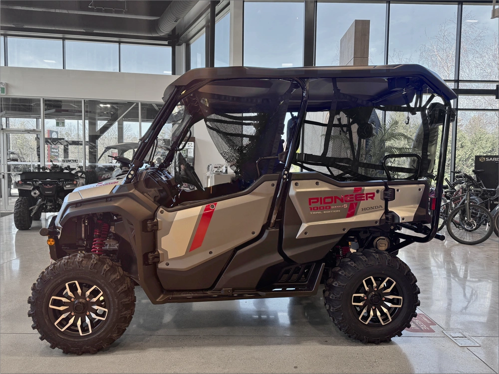 2025 Honda Sxs10m5ss alt