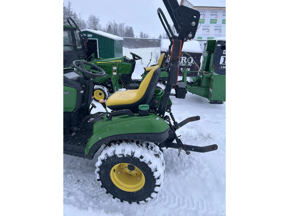 John Deere 1023e 2018 alt